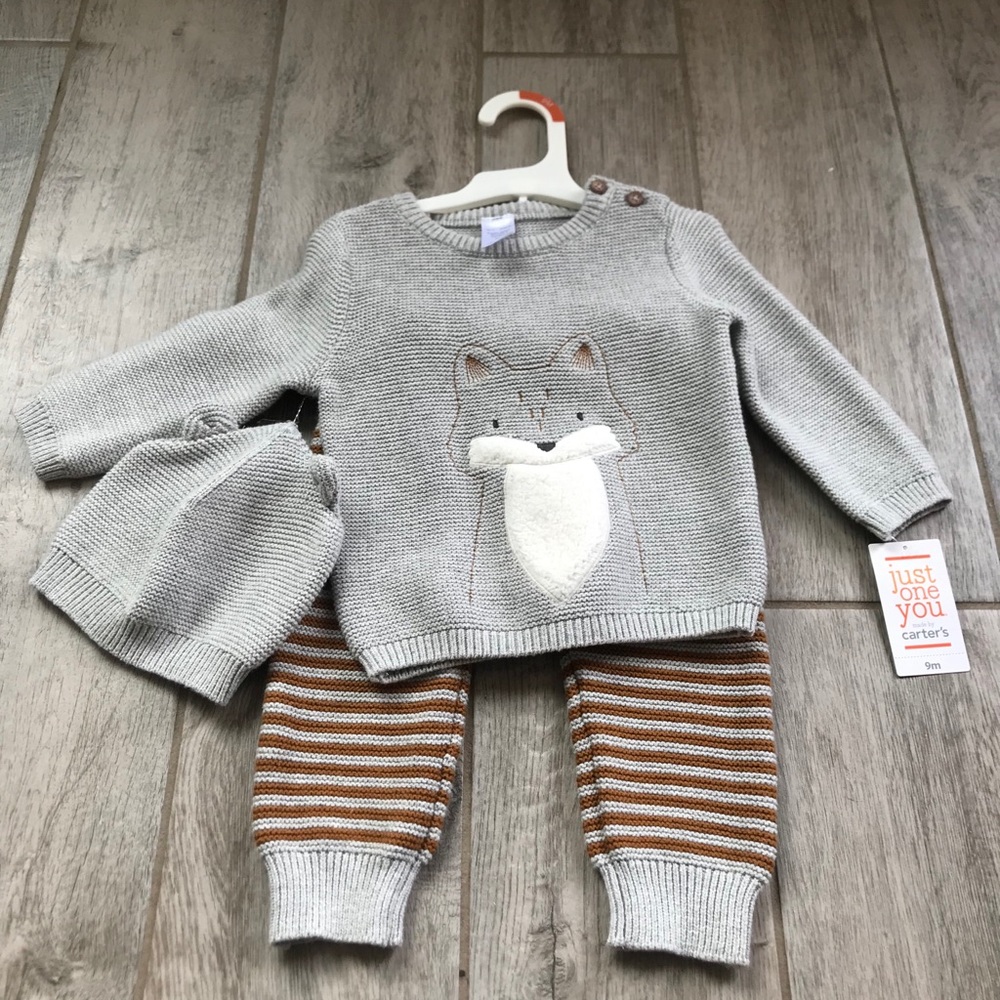 Carter’s fox outfit